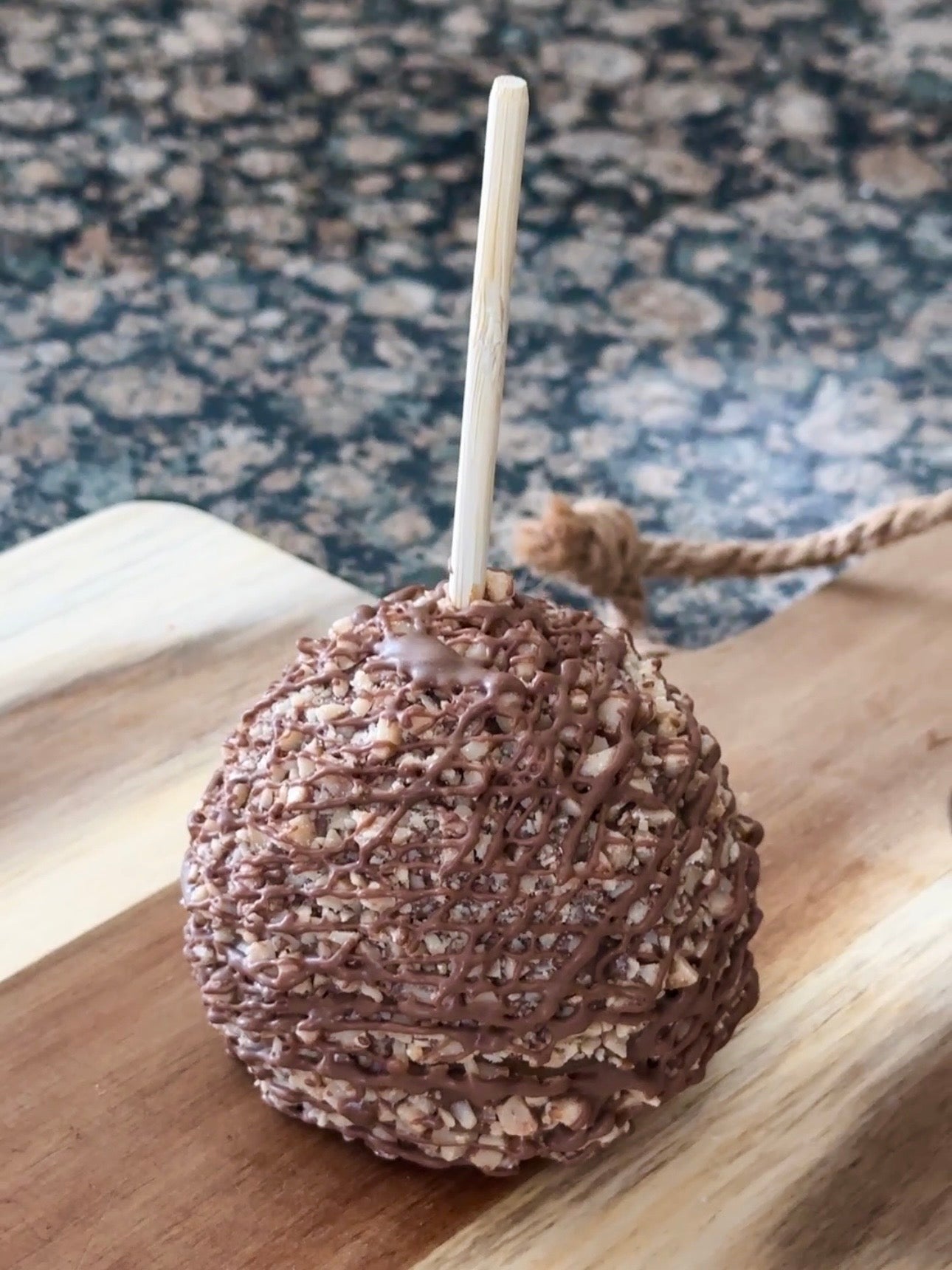 Heath® – Caramel Craze Apples