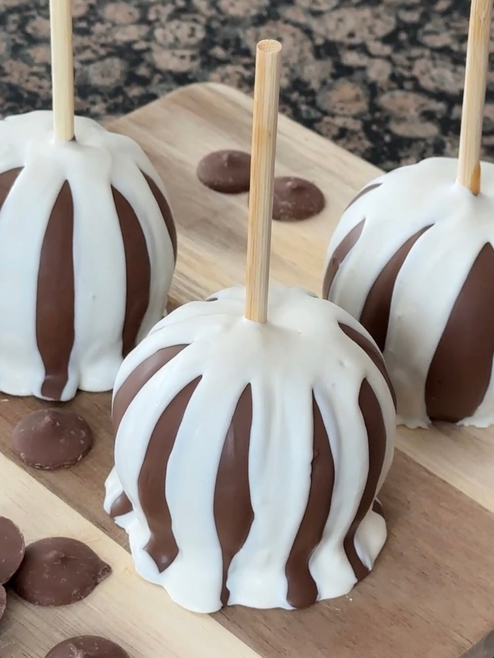Caramel Craze Apples