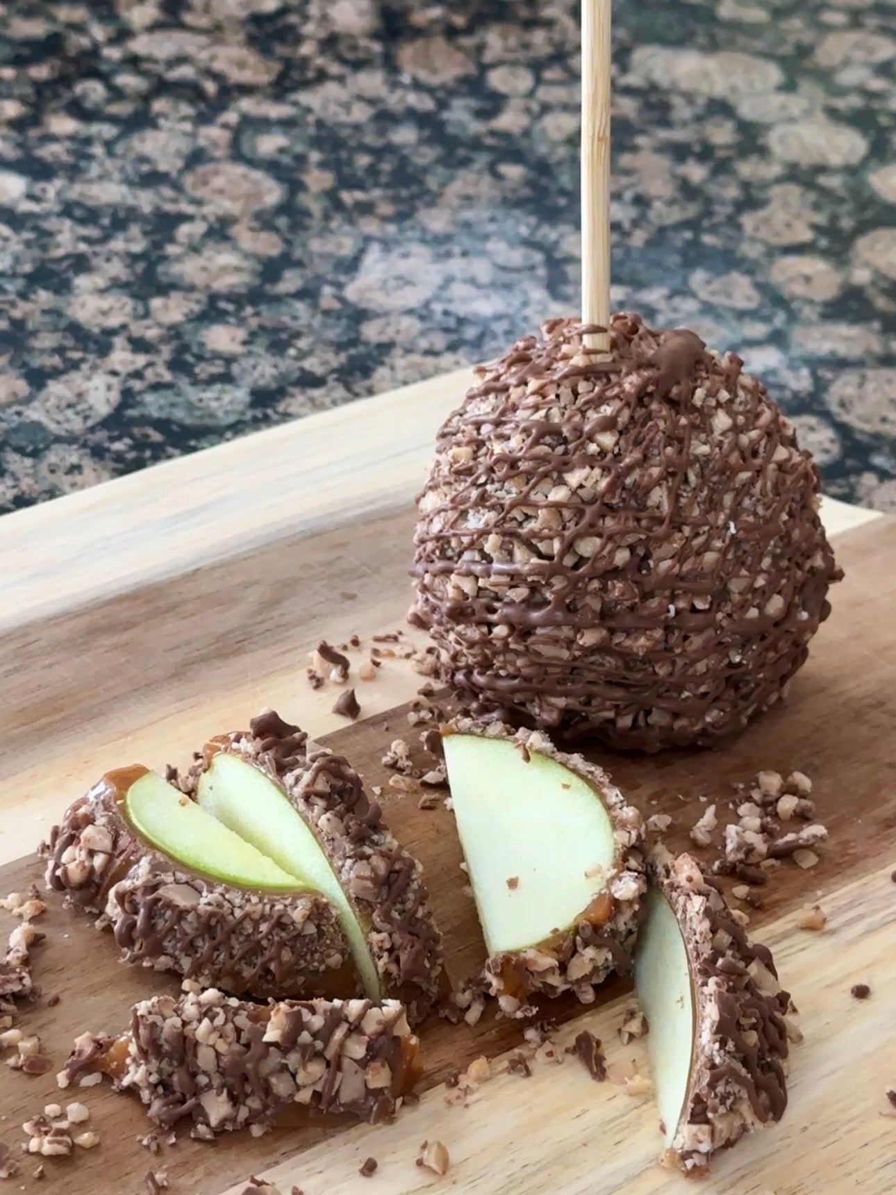 ◆エビApple Heath® – Caramel Craze Apples